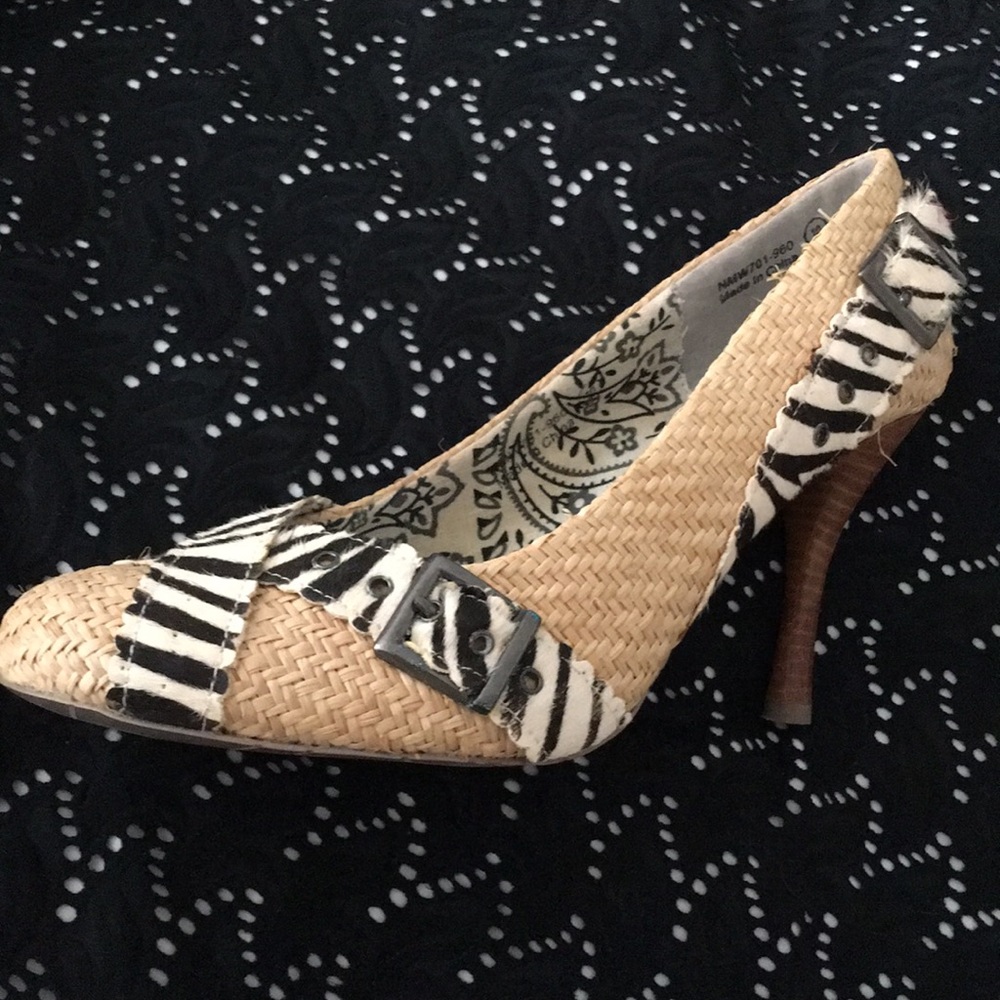 Naughty monkey zebra basket woven shoes